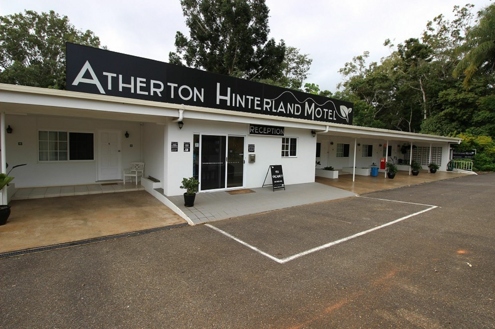 Atherton Hinterland Motel Zewnętrze zdjęcie